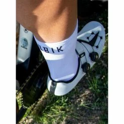 Chaussettes Unisex GOBIK Pure White TSS 6 Chaussettes Unisex GOBIK Pure White TSS -Velo Grand Magasin chaussettes unisex gobik pure white tss 2